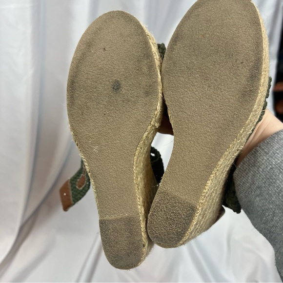 Steve Madden Magestee Espadrille Wedge Heels Green, size 8 - Picture 7 of 8